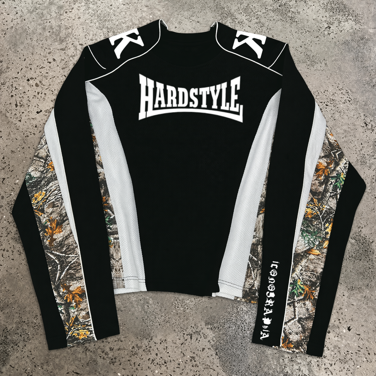 HARDSTYLE CREWNECK